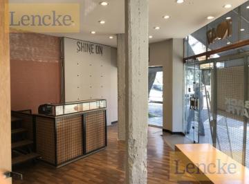 Local comercial · 594m² · 18 Ambientes · Locales en Block en Venta en El Centro de San Isidro, con Renta, Ideal Inversores