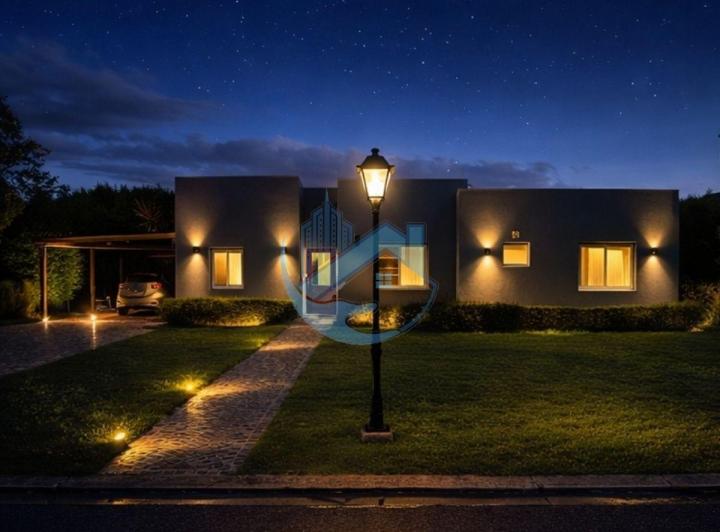 Casa · 145m² · 5 Ambientes · 1 Cochera
