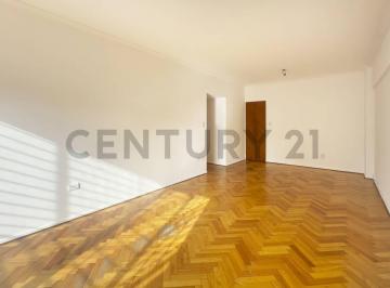 Departamento · 77m² · 3 Ambientes · 1 Cochera · Venta Departamento 3 Ambientes - Vestidor y Espacio Guarda Coches en Belgrano R.