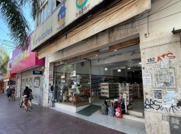 Local comercial , San Fernando · Alquiler Local Constitución 220 m²