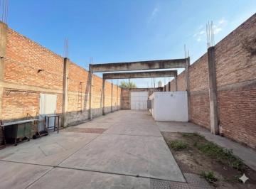 Bodega-Galpón · 80m² · Local Deposito en Venta en Esteban Echeverría