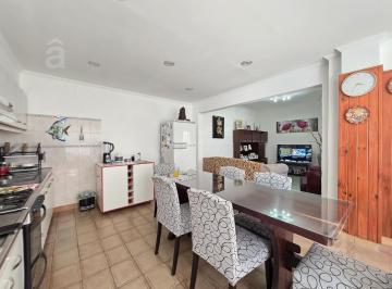 Casa · 291m² · 3 Ambientes · Casa en Venta en Jose León Suarez - Tres Ambientes en Una Planta.