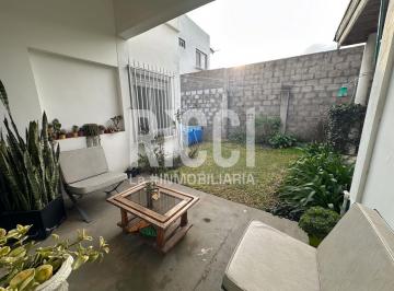 Casa · 150m² · 4 Ambientes · 1 Cochera · Casa en Venta 3 Ambientes en Berazategui