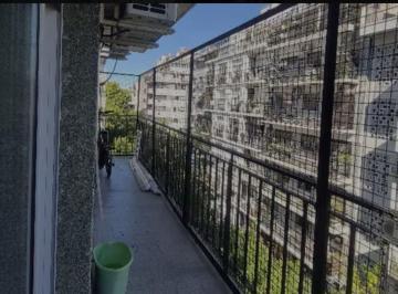 Departamento de 3 ambientes, Almagro · Muy Lindo 3 Amb con Balcon Al Frente - Almagro