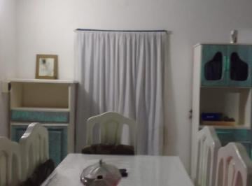 Departamento de 1 ambiente, Rosario · 1er Piso Escalera 1dorm - Coc/com - Baño - Balcon $480 Todo Incluido