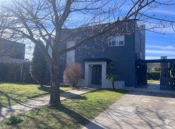 FRENTE · Casa Alquiler Anual | San Isidro Labrador