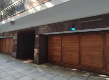 Departamento · 98m² · 4 Ambientes · 1 Cochera · 4 Amb Semipiso Al Frente C/balcón, Cocina Comedor y 2 Baños. "C/cochera ". Entrada Principal y de