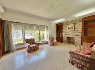 Casa · 280m² · 6 Ambientes · 2 Cocheras · Chalet 6 Ambientes en Haedo Chico