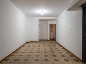 Departamento · 54m² · 3 Ambientes · 3 Ambientes con Balcon en Barracas