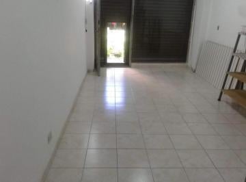 Local comercial · 49m² · Ecuador 1300