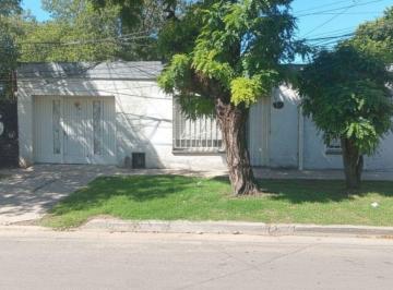 Casa de 5 ambientes, Rosario · Casa en Venta en Moreno 4055 Rosario, 2 Dorm. con Garage