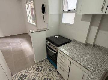 Departamento · 50m² · 3 Ambientes · 3 Ambientes en Montserrat Excelente Uade