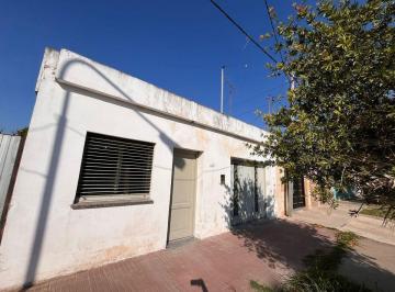 Casa · 67m² · 3 Ambientes · 1 Cochera · Venta/casa/oportunidad