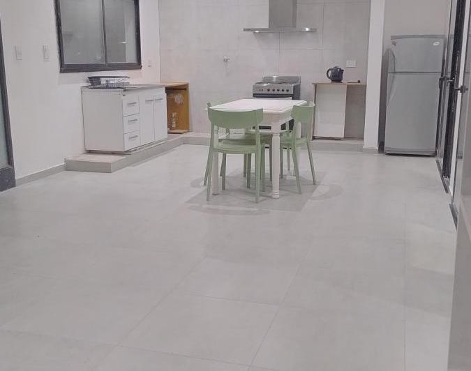 Casa · 60m² · 3 Ambientes · 2 Cocheras