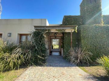 Casa de 5 ambientes, Luján · Casa en Venta en Open Door, Lujan, Barrio Santa Catalina