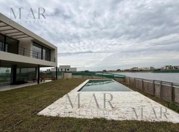 Casa · 454m² · 8 Ambientes · 2 Cocheras · Casa en Venta 5 Suites, 3 Plantas, Los Puentes, Nordelta con Salida a La Laguna