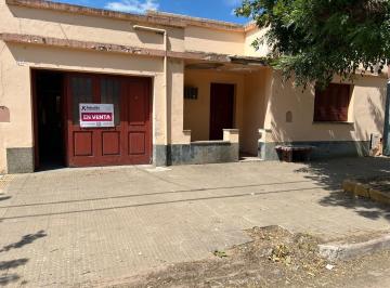 Casa · 178m² · 2 Dormitorios · 2 Cocheras · Casa en Venta en Los Toldos