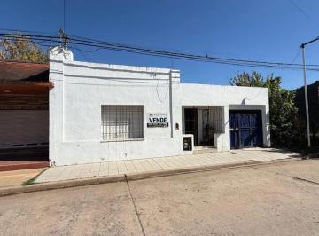 Casa en Venta de 4 ambientes  · Casa de 158 m² Construidos. a Reciclar Sobre un Lote de 289 m² en Ranchos, Partido de General Paz.