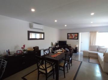 Casa · 150m² · 4 Ambientes · 1 Cochera · Casa de 3 Dorm. en Barrio Los Pasos 1 - Fisherton