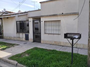 Terreno · 174m² · 5 Ambientes · Casa en Venta de 5 Ambientes en Villa Adelina