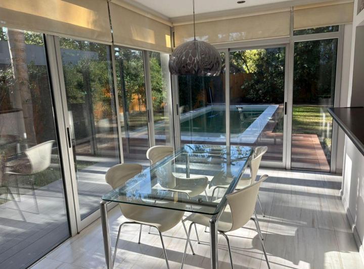 Casa · 110m² · 3 Ambientes · 1 Cochera