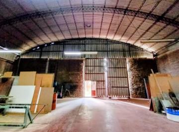 Oficina comercial · 600m² · 2 Ambientes · Century 21 López Alquila Galpón y Oficina Comercial en Luján de Cuyo