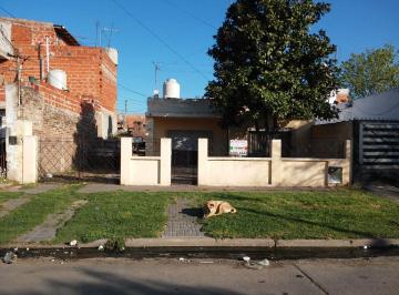 Casa de 4 ambientes, Lomas de Zamora · Casa en Venta en Temperley