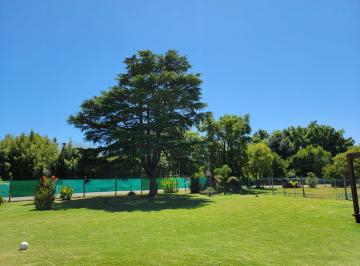 Casa de 3 ambientes, Escobar · Dueña Vende Casa con Gran Terreno Parquizado y Pileta