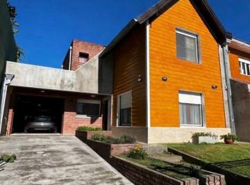 Casa de 5 ambientes, Mar del Plata · Amlpio Chalet 5 Ambientes Punta Mogotes