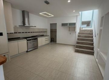 Casa de 4 ambientes, Comodoro Rivadavia · Alquiler Duplex en Barrio Centro - Loma