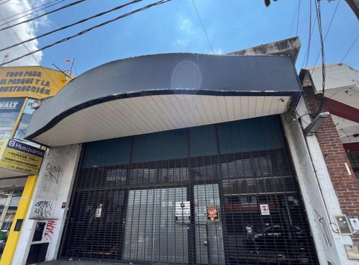 Local comercial · 776m²
