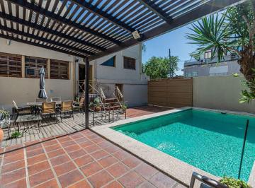 Casa · 250m² · 6 Ambientes · 2 Cocheras · Casa en San Andrés