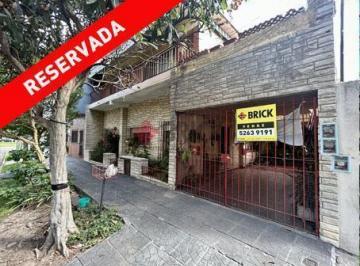 PH · 75m² · 4 Ambientes · 1 Cochera · PH en Carapachay Residencial