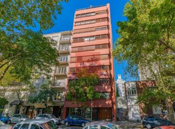 Departamento · 184m² · 6 Ambientes · 1 Cochera · Departamento en Plaza Mitre