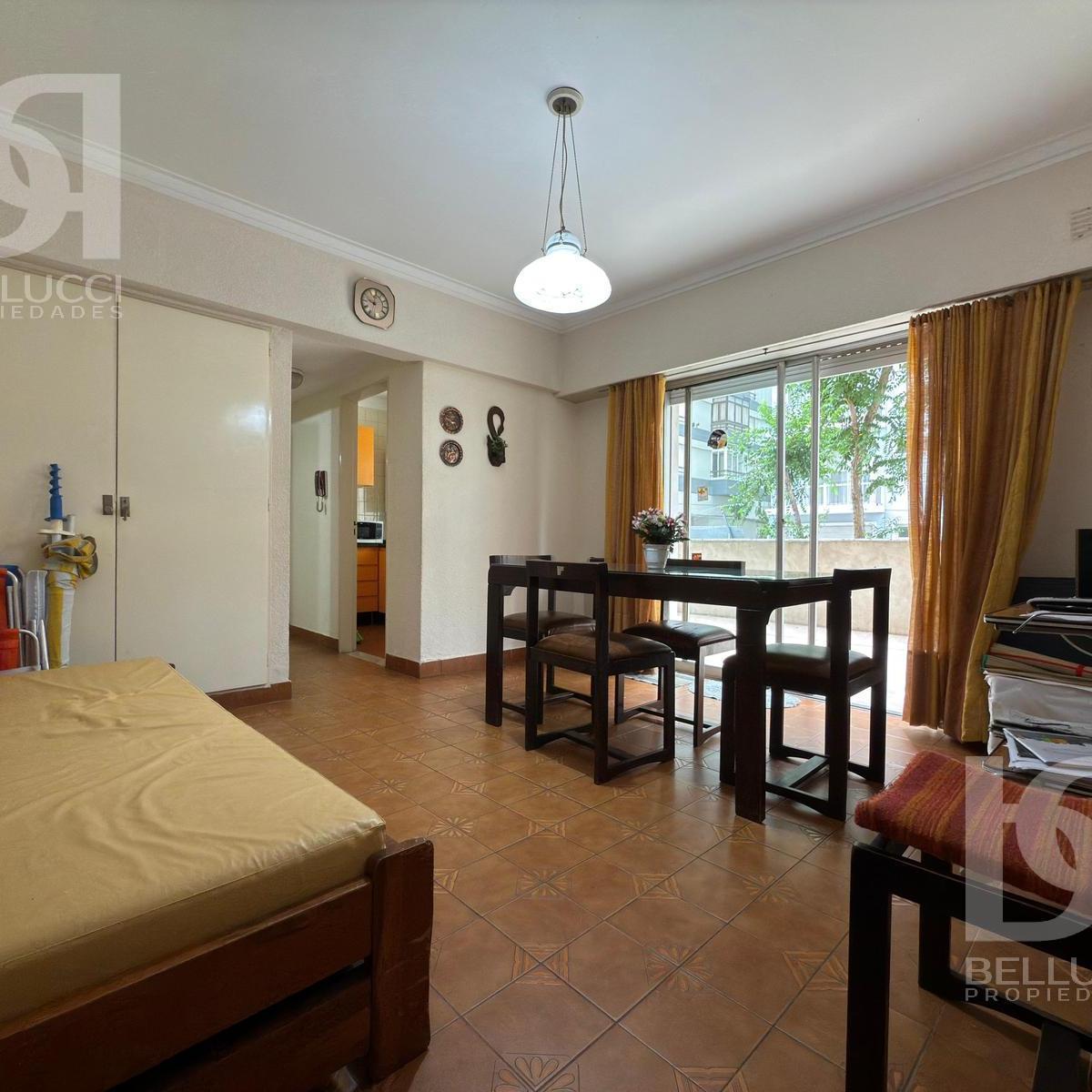 Depto 2 amb, 103m² con cochera — Centro
