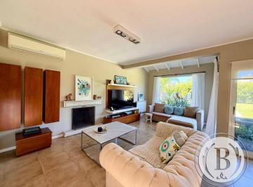 Casa de 4 ambientes, Tigre · Bustamante Prop Santa Catalina 12531 Casa Venta Villanueva Tigre