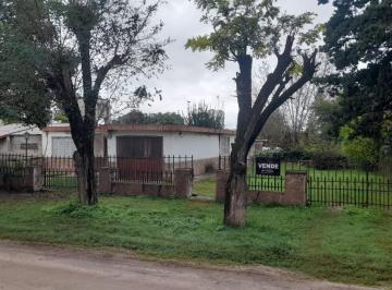 Casa de 2 ambientes, Villa Parque Siquiman · En Venta! Dos Casas en un Terreno de 789 m². en Villa Parque Siquiman – Cordoba.