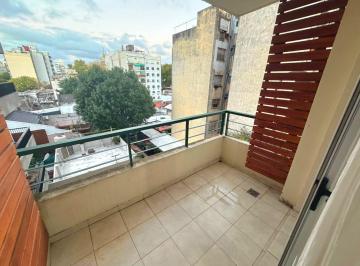 Departamento · 42m² · 2 Ambientes · 1 Cochera · Tres Arroyos 3082: 2amb. con Balcón y Cochera Fija.