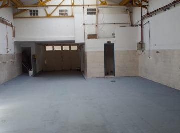 Depósito · 500m² · Alquiler Depósito en Mataderos 480 m Cub