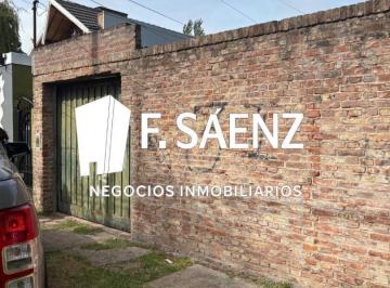 Casa · 100m² · 4 Ambientes · Casa en Venta en José Mármol con Gran Lote
