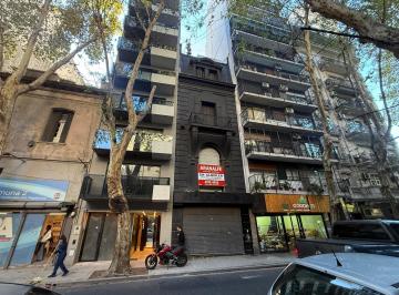 Local comercial · 293m² · Petit Hotel Para Uso Comercial en Alquiler