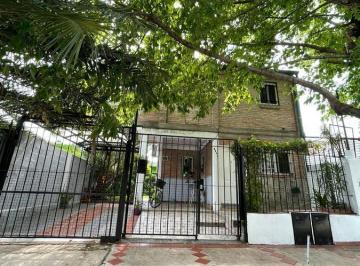PH · 74m² · 3 Ambientes · 1 Cochera · Muy Lindo PH en Victoria Apto Credito - 3 Ambientes con Jardin y Parrilla