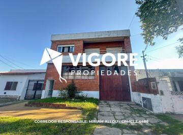 Casa de 5 ambientes, Almirante Brown · Casa de 5 Ambientes 144 m² en Venta en Burzaco
