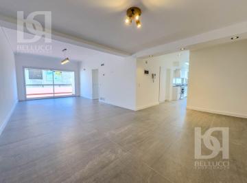 Departamento · 92m² · 4 Ambientes · Departamento de 4 Ambientes en Venta