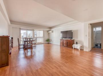Departamento · 132m² · 5 Ambientes · Alquiler Departamento 5 Ambientes en Almagro!