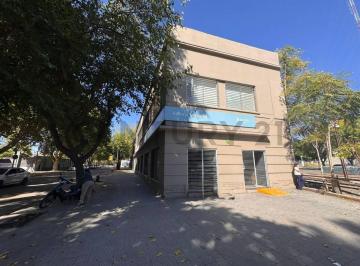Oficina comercial · 762m² · 2 Ambientes · Century 21 Alquila Local Comercial en Ciudad de Mendoza