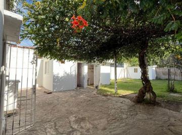 Casa de 5 ambientes, Córdoba · Casa 3 Dorm. en Venta a Reciclar de 330 m² Excelente Zona