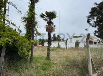 Terreno · 360m² · Lote en Venta Gonnet Ideal Comercial