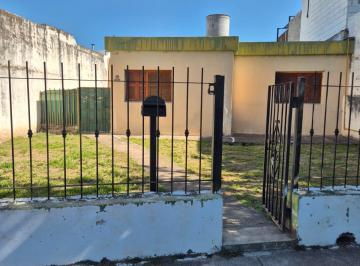 Casa de 5 ambientes, Córdoba · Casa 2 - Jardin - Patio - Linda Zona - Zona Sur