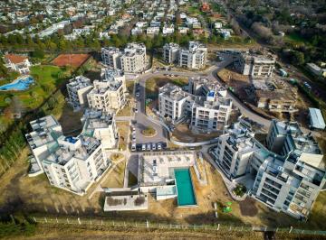 Departamento · 64m² · 2 Ambientes · 1 Cochera · Venta Departamento 1 Dormitorio Condominio 8 Sauces Funes Santa Fe